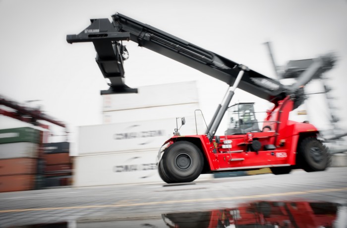 Kalmar K-Motion for reachstackersPhoto by Cargotec Germany GmbH