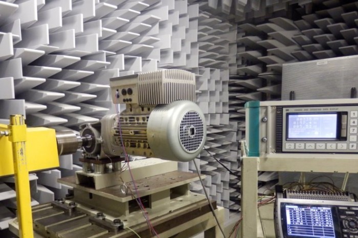 The inverter PLC calculates the service interval based on an algorithm – which was thoroughly checked against actual lab measurements and fine-tuned accordinglyPhoto by Getriebebau NORD GmbH & Co. KG