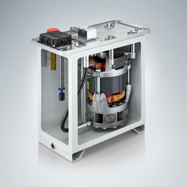With a volume flow of up to 25 l/min and filling capacity of 100 liters the MPN compact power pack is ideally suited for weight balancing.Photo by HAWE Hydraulik SE