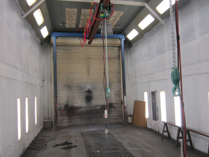Twin JDN hoists after installation and load testing, with individual load hooks and air operated pendant controllersPhoto by J.D. NEUHAUS GmbH & Co. KG