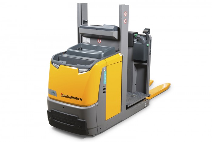 Jungheinrich EKS 110 vertical order picker.Photo by Jungheinrich AG