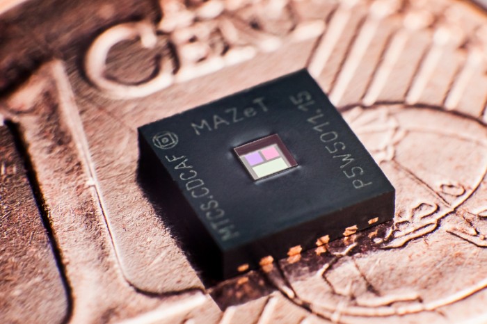 Photo by MAZeT GmbH