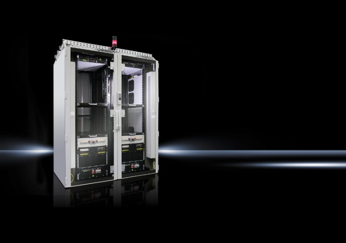 Special features of the Smart Package solution include a high level of scalability and the system’s high redundancy. The Smart Package platform starts with two TS IT racks.Photo by RITTAL GmbH