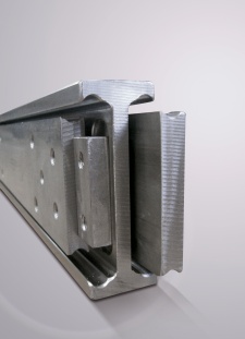 A flexible machine park allows Hegra Linear to mill any type of guide rail profile from solid materialPhoto by ROLLON GmbH Lineartechnik