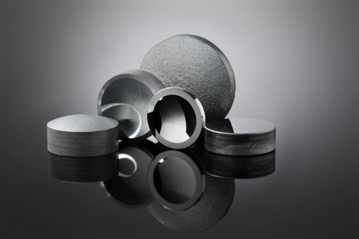 SCHOTT IRG product line is now availalbe on Zemax and CODE V® for optical design Photo by SCHOTT AG