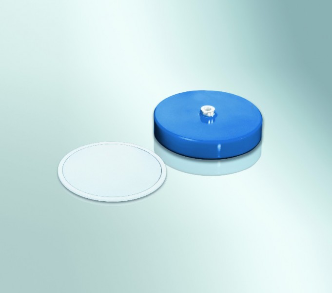 The new material POWERAMIC® N150 is particularly well-suited for use in transducers or test capacitors of high-voltage networks, since it has an extremely high constancy of dielectric properties over a wide temperature range (up to the gigahertz range).Photo by SCHOTT AG