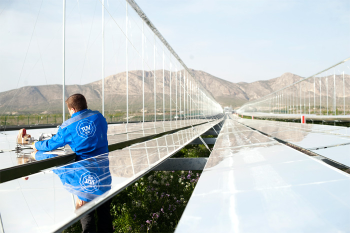 solar thermal demonstration power plant