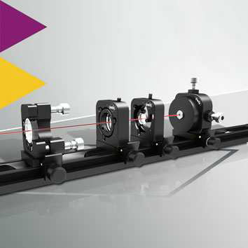 UNOH 25 in combination with the system SYS 25: one lens with minimum and one with maximum diameterPhoto by OWIS GmbH 