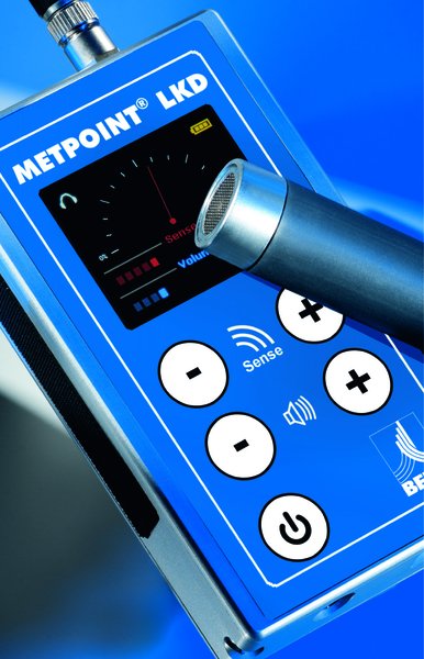Finding leakages in compressed air systems