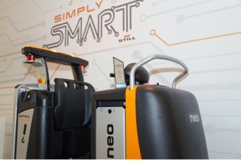 The readers were convinced by the innovation level & the practical suitability of the iGo neo CX 20.Photo by STILL GmbH</i