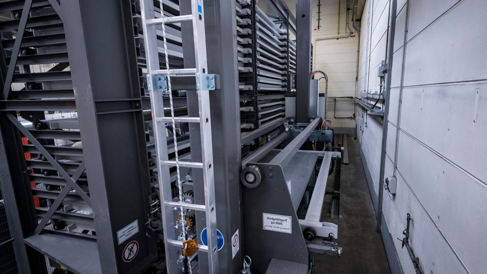 Laser cutting is a thermal cutting process for processing sheet metal