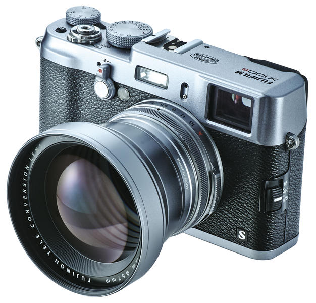 TCL-X100 with X100SPhoto by Fujifilm (EUROPE) GmbH