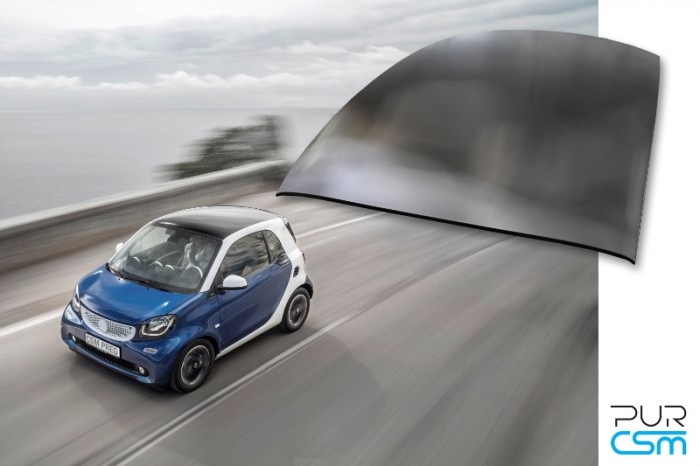 Material mix of polyurethane, glass fibre and paper honeycomb: lightweight roof for the smart “fortwo”Photo by Hennecke GmbH