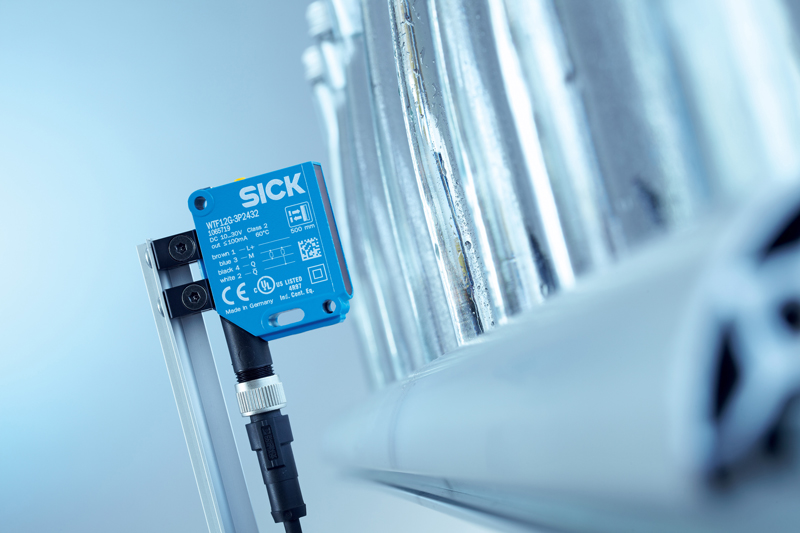 TranspaTect optoelectronic sensor offers maximum detection EXPO21XX