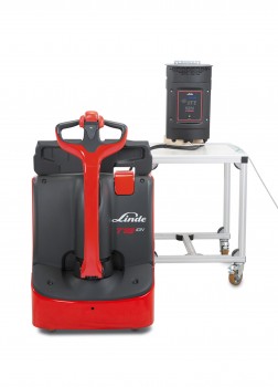 As an initial step, the Linde T16 to T20 pedestrian pallet trucks will be available to order with lithium-ion batteries. The special feature of the solution from Linde is that the truck (including the truck control unit and electronics), battery and charger come together to form a complete system.Photo by  Linde Material Handling GmbH